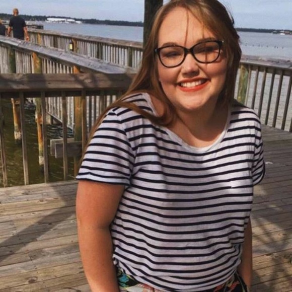 Meet your Posher, Jen - Picture 4 of 6